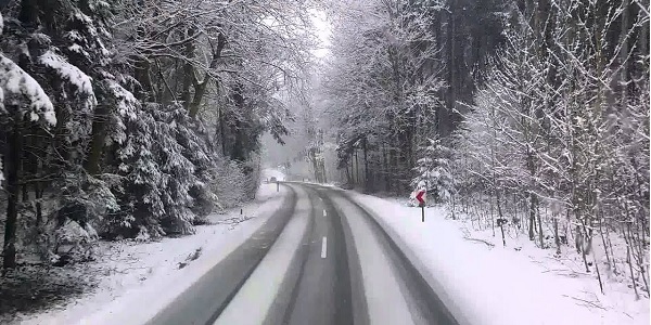 Karlı ve buzlu yollarda Güvenli Sürüş Teknikleri